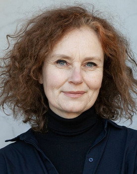 Dorthe Chakravarty as Historiker