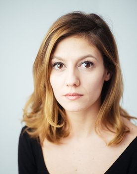 Ada Galeș as Andreea