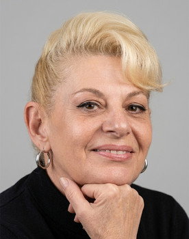 Sevim Çalışgir as 