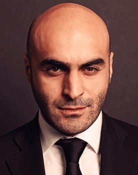 Alper Kul as Oktay