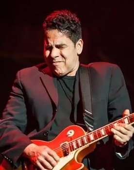 Chris Rodrigues as Guitar