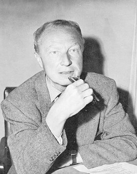 Douglas Sirk as Self