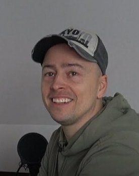 Bob Thissen as 