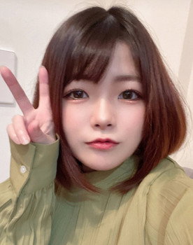 唯月つくし
