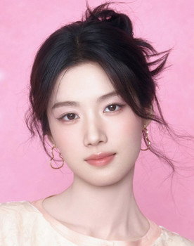 Lu Yuxiao as Jin Luo