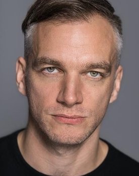 Charlie Allen as Gus