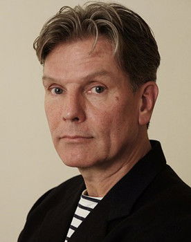 Andrew Foster as Hugo Bonavich