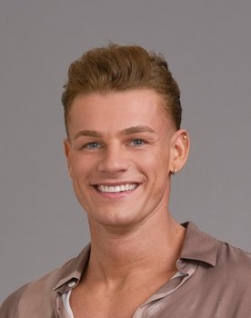Callum Hole