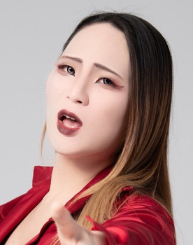 Echika Miyavi as Echika Miyavi