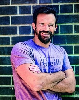 Derick Hougaard as Self