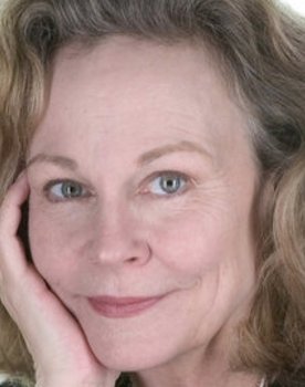 Kate Weiman as Wanda Bennett