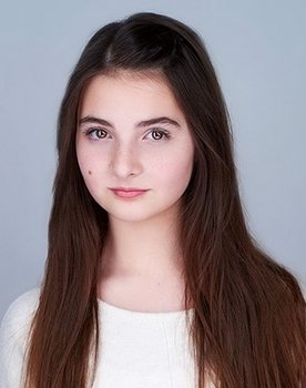 Lily Zager as Patricia "Peppermint Patty" Reichardt (voice) / Molly Volley (voice)