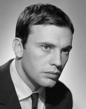 Jean-Louis Trintignant as Jean-Louis Trintignant