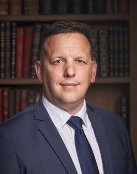 Guillaume Allaire as Young Ravel