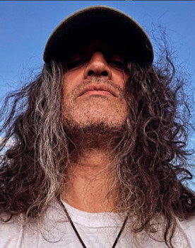 Flávio Carnielli as DIEGO