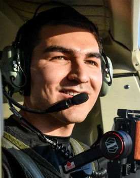 Jose Luiz Mtz as Tomás