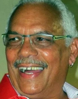 Ralph Thamar as Self - Malavoi