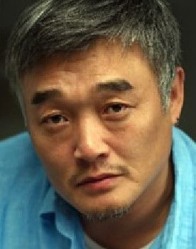 Han Dae-gwan as Detective 2 (uncredited)