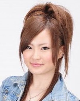 Kozue Hayasaka as (voice)