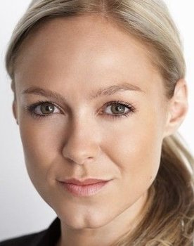Christina Hallett