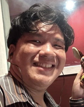 Thanapat Wongwisit as The Teacher