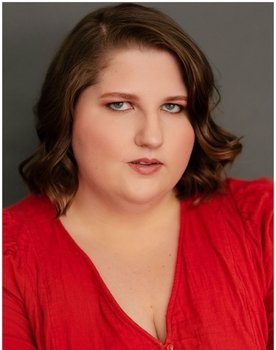 Maddie Chyczij as Mandy