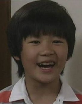 Shun Sakaguchi as Aisuke Ninomiya