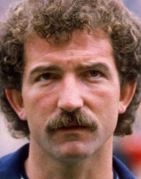 Robbo: The Bryan Robson Story