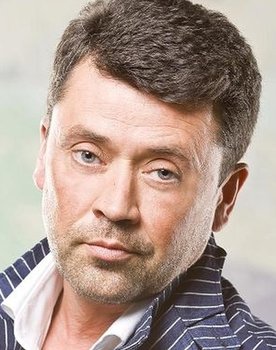 Vytautas Šapranauskas as Chloinė Genechas