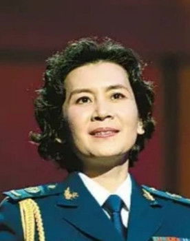 Xiao Xiong as 妈妈