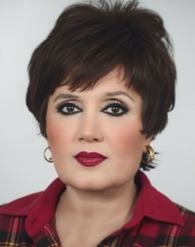 Gülen Kıpçak as Mine Mutlu (voice)