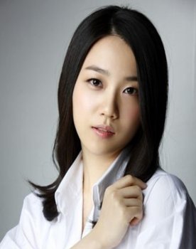 Baek Ok-dam as Yook Sun-Ji