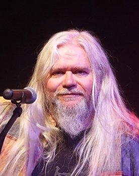 Clive Nolan as keyboards, vocals