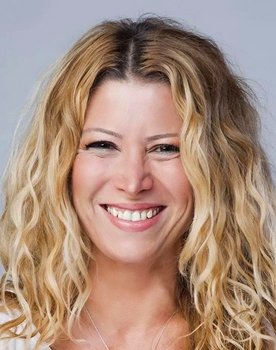 Ebru Karanfilci