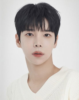 Hyun Woo as Kim Min-jun