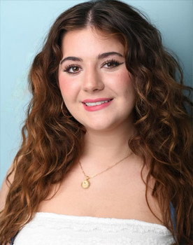 Lilly Brenner as Amy Moore