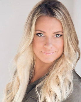 Loretta Dugaro as Constance