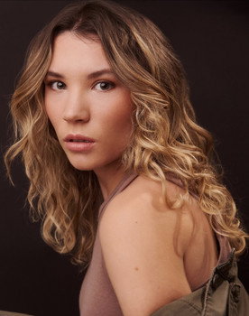 Avery Dixon