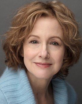 Rachel Harker as Martha Keyes