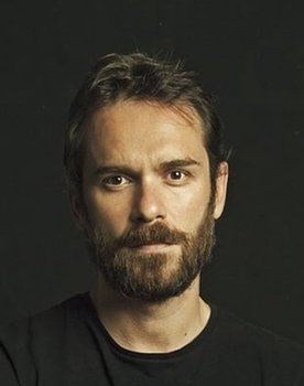 Nikos Poursanidis as Άρης