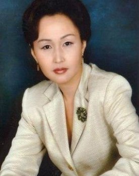 김진양 as Jung Hyun Jin's mother