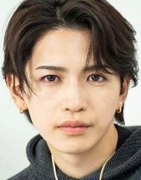 Genki Iwahashi as Yuzuru Shinomiya