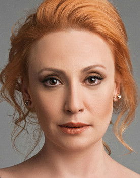 Gülçin Santırcıoğlu as Nesrin