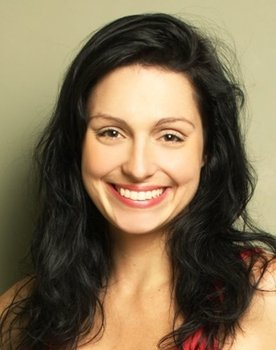 Luciana Borghi as Bárbara Lee