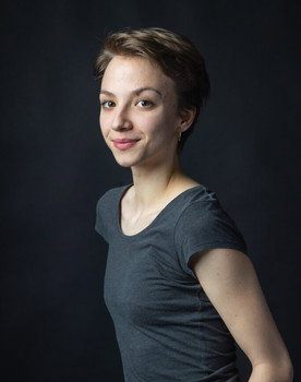 Erdős Lili as Janka