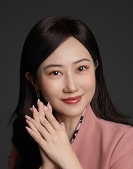 Qing Zu as 菲菲/小呆呆