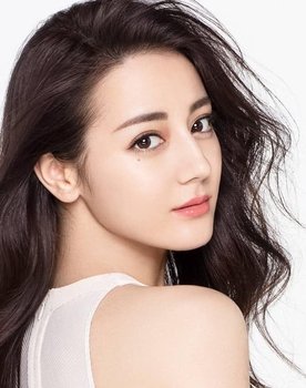 Dilraba Dilmurat as Liu Jiain