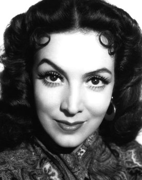María Félix as Imperia (Donina)