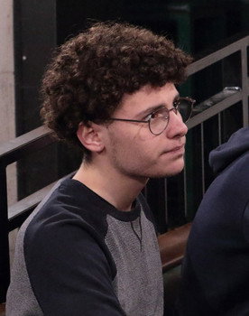 Cléandre Ait Ammar as Arthur