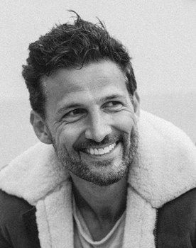 Tim Robards